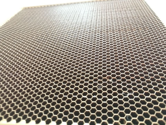 5.2mm Cell Size Steel Honeycomb Vent Emi Shielded Faraday Cages 50mm Thickness