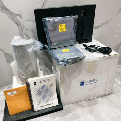 Compact Dose Calibrator for Nuclear Medicine Hot Cell Workstations