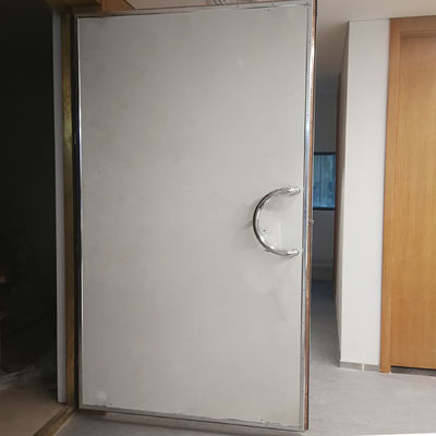 Puerta blindada por RF con eficacia de blindaje de 100dB Marco de madera y diseño de apertura horizontal para salas de resonancia magnética