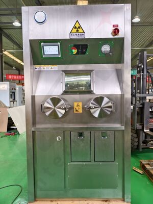 Protección contra la radiación nuclear en celdas calientes ligeras