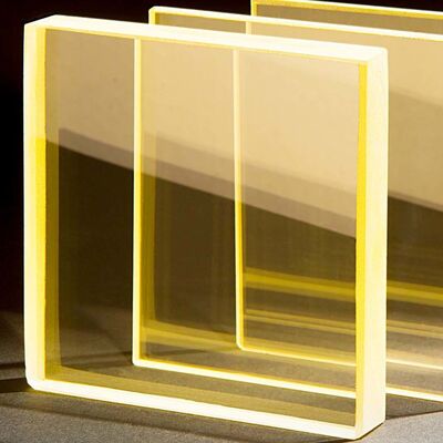Medical Anti-Radiation Supplies X-Ray Lead Glass Breadth 800mm 1200mm and Light Transmittance Over 90 Percent for Ray Blocking Applications