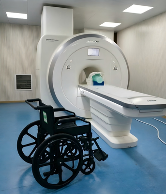 Silla de ruedas plegable compatible con MRI con tamaño de asiento de 460 mm y marco de aleación de aluminio para sala de MRI 3.0T