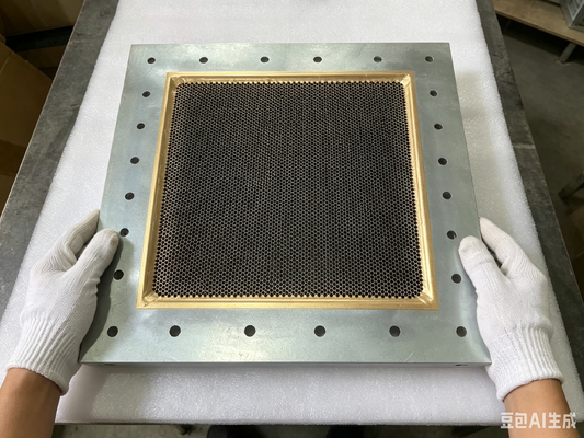 Ventilaciones de guía de onda de panal con atenuación EMI y alta permeabilidad al aire en ancho de 300 mm/600 mm con alta resistencia a la corrosión