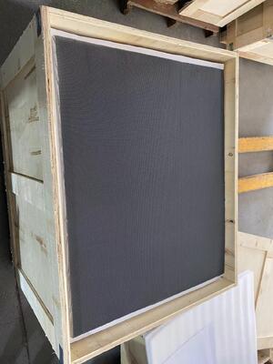 Rejillas de ventilación de panal de abeja de 3 mm de tamaño de celda, longitud personalizada, que ofrecen ventilación de aire y blindaje EMI en paneles de control