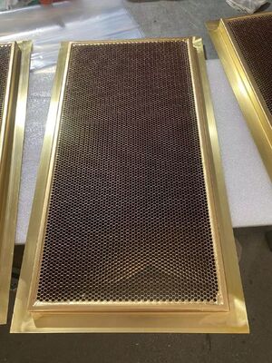 Ventilación de panal de miel de longitud personalizada diseñada para la sala de resonancia magnética que garantiza un control óptimo del flujo de aire y la seguridad en instalaciones médicas