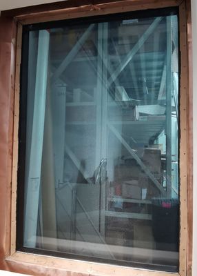 Ventana blindada con protección RF de 100 dB con malla de cobre de latón y dimensión visible de 1,2 m x 0,9 m